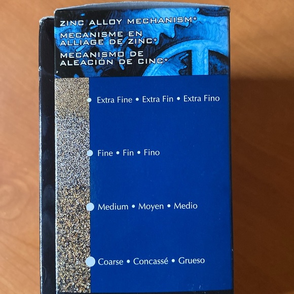 NIB Mr Dudley Peppermill Salt Shaker Set 🧂✨ - Picture 10 of 14